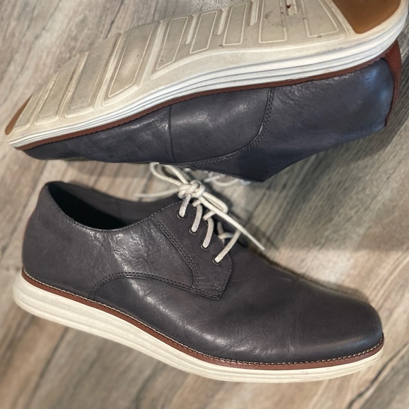 Cole Hann size 11. Lightly used just don’t wear them anymore. - Picture 3 of 3